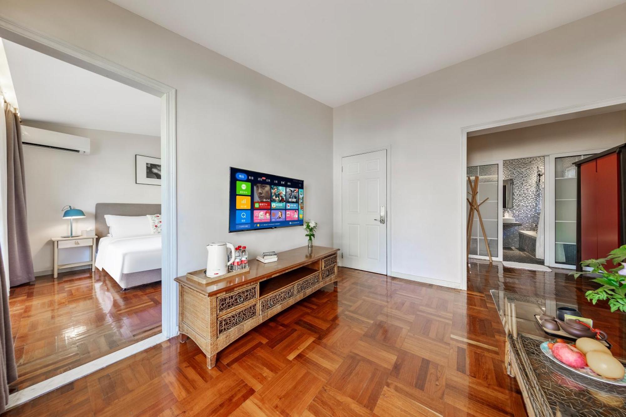 Shenzhen No'6 Garden Villa --French Window With Garden View,Close To Sea World &Shekou Ferry Port &K11 Ecoast &Subway Nearby ,Offer Western Food And Coffee &English Speaking With Tour Services Εξωτερικό φωτογραφία