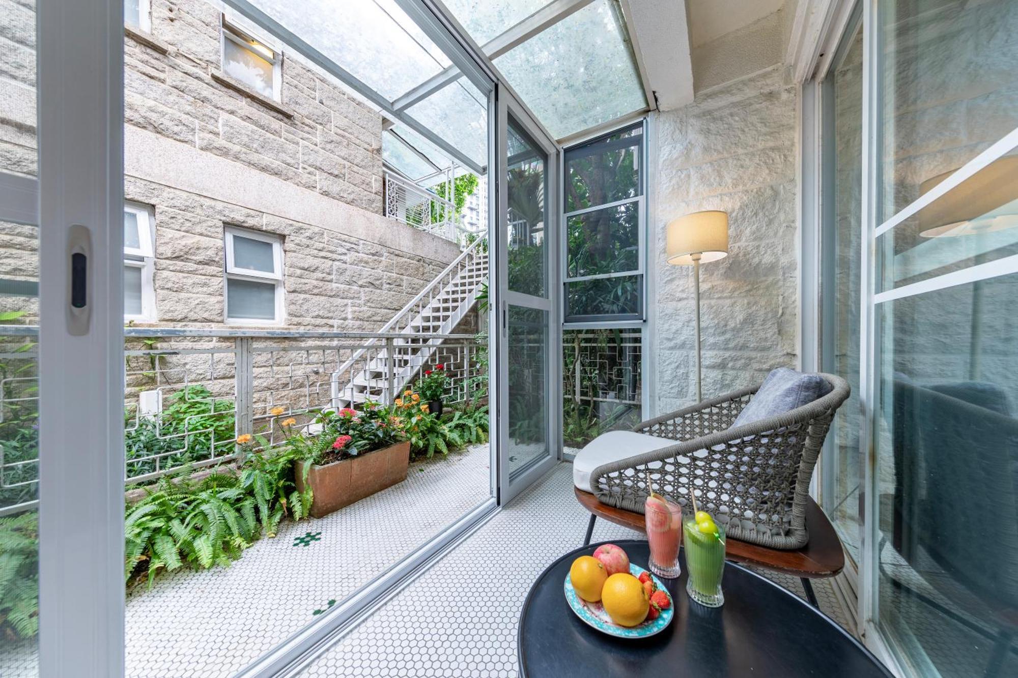 Shenzhen No'6 Garden Villa --French Window With Garden View,Close To Sea World &Shekou Ferry Port &K11 Ecoast &Subway Nearby ,Offer Western Food And Coffee &English Speaking With Tour Services Εξωτερικό φωτογραφία