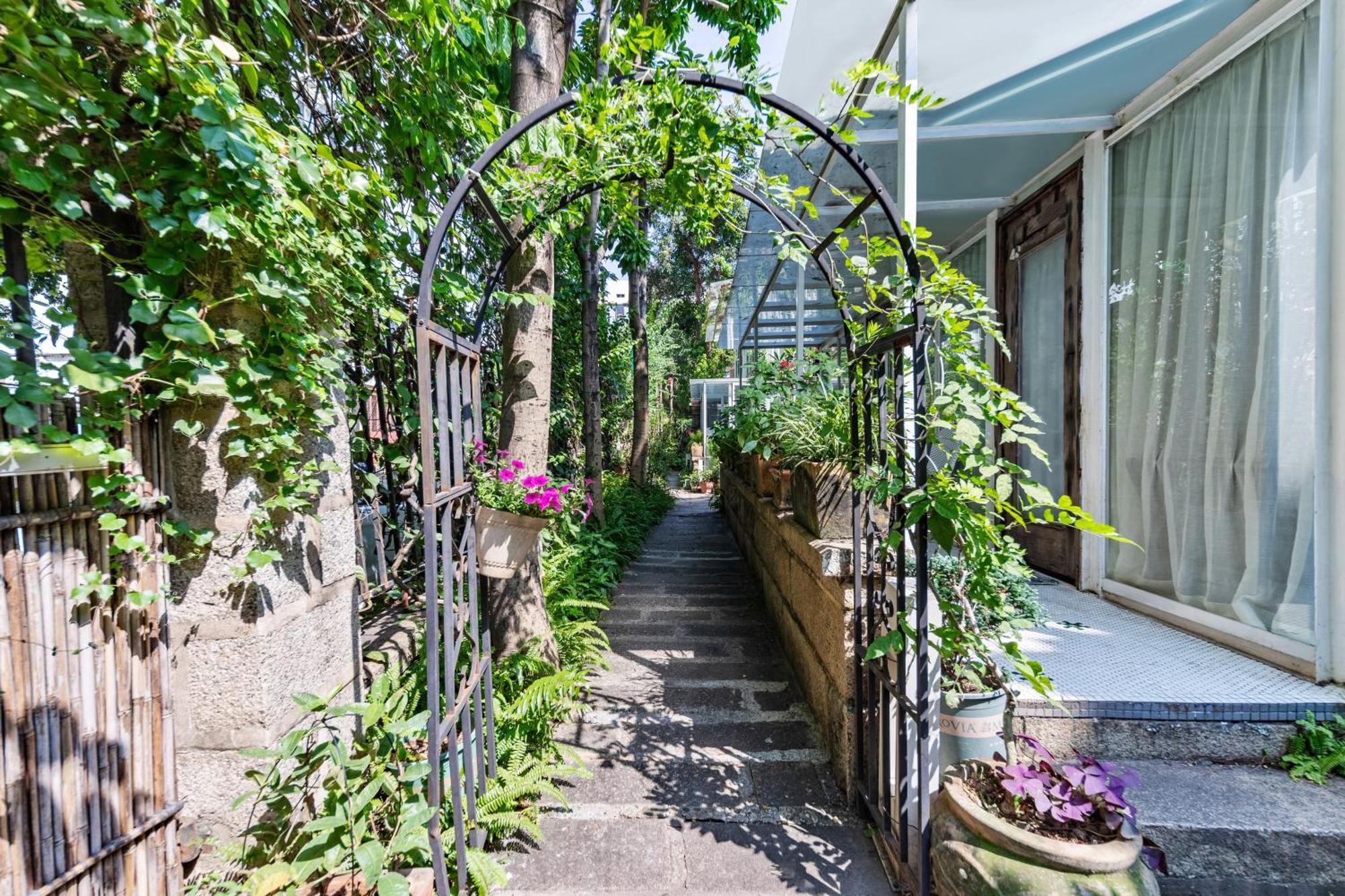 Shenzhen No'6 Garden Villa --French Window With Garden View,Close To Sea World &Shekou Ferry Port &K11 Ecoast &Subway Nearby ,Offer Western Food And Coffee &English Speaking With Tour Services Εξωτερικό φωτογραφία